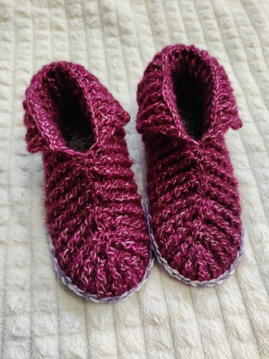 Тепленькі в'язані носочки