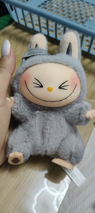 Labubus /lafufus