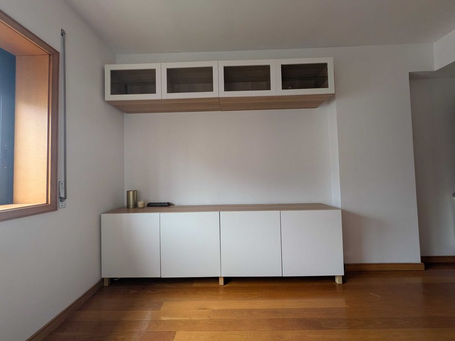 Conjunto IKEA BESTÅ – Aparador + Móvel superior
