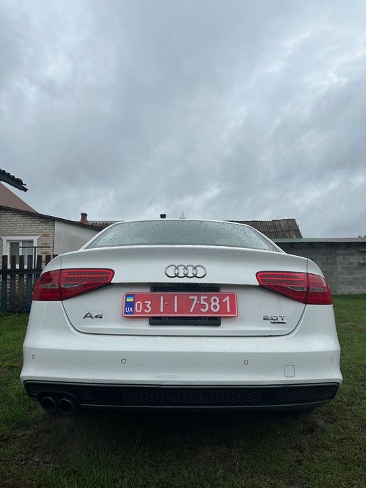 Audi A4B8 2.0tfsi 2014рік
