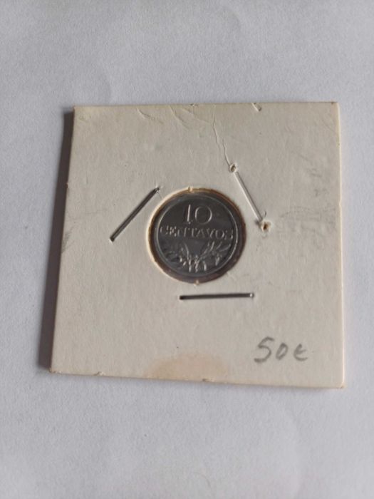 10 Centavos alumínio 1974 EIXO VERTICAL e 10 Cents de 1975 EIXO a 90º