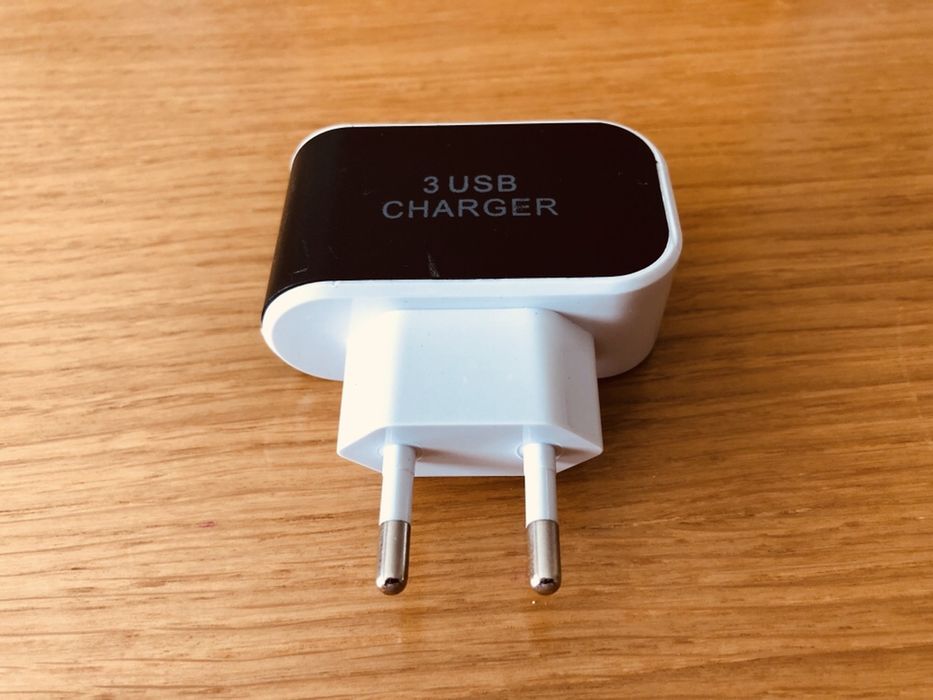 USB Current Adapter – 3 Inputs64729882788867120