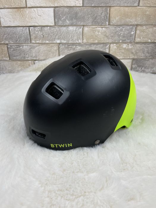 Kask Rowerowy 52 cm - 55 cm B'TWIN /121R/