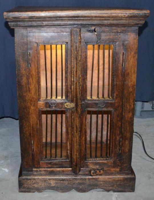 Mesinha de Cabeceira/Armário/Móvel Apoio – Madeira Maciça