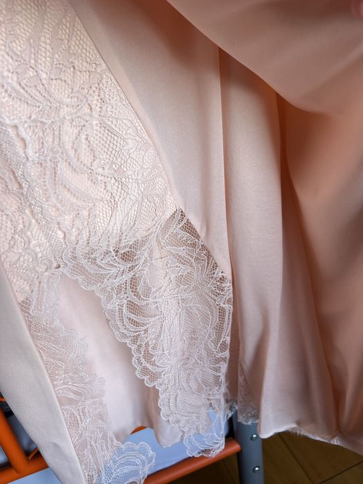 Elegancka sukienka Rengin