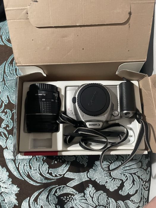 Canon EOS 3000 N Kit