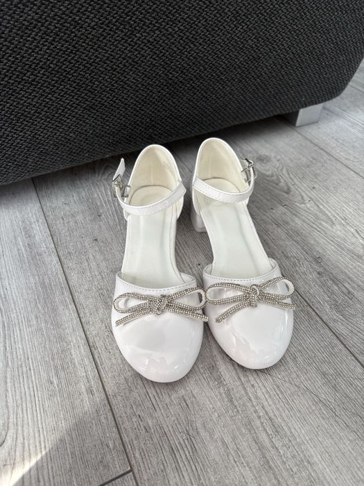 Buty komunijne rozm. 34