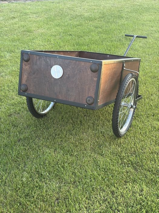 Wózek ze sklejki