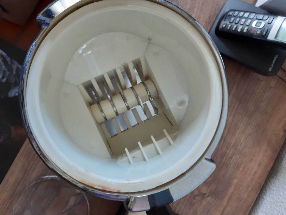 Quebra gelo manual para refrescar bebidas e outros