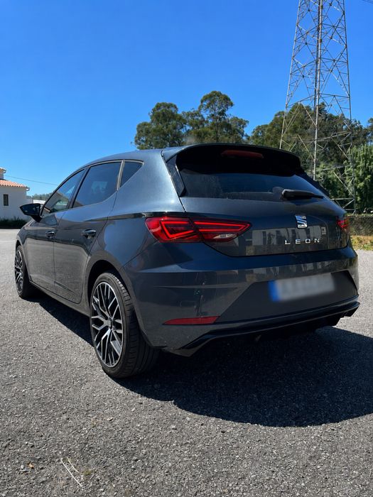 SEAT Leon — fotografia 3