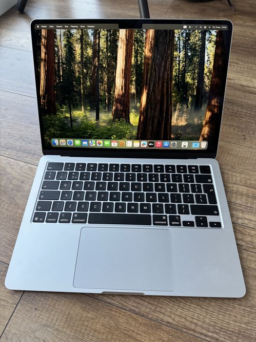 Macbook Air 13 2025 M4 16GB 256SSD