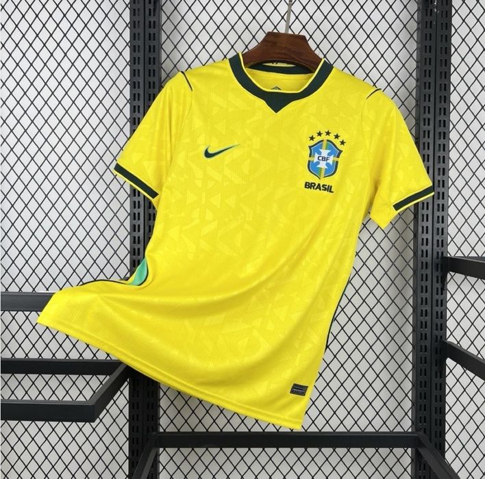 Camisolas de clubes/seleções