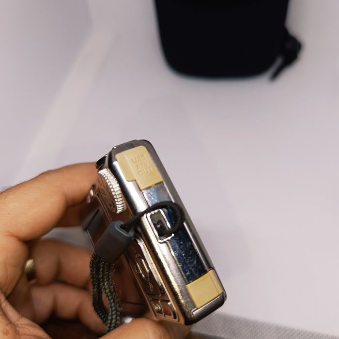 Câmara Fotográfica Digital Olympus FE-230 7.1MP Silver Testada