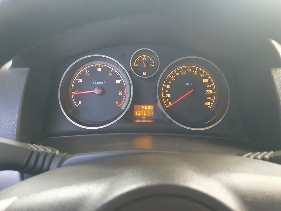 Opel  Astra  GTC