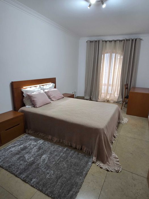Quartos excelentes, em T4, polo I, universidade