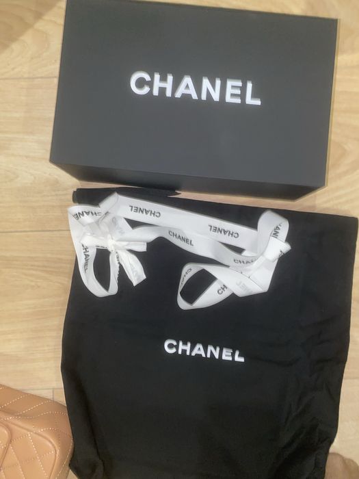 Chanel Classic Flap Bag em castanho