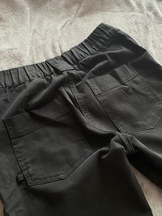 Szerokie spodnie ze ściągaczami