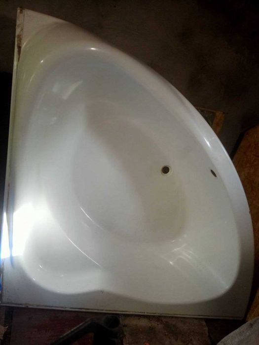 Ванна кутова сантехника