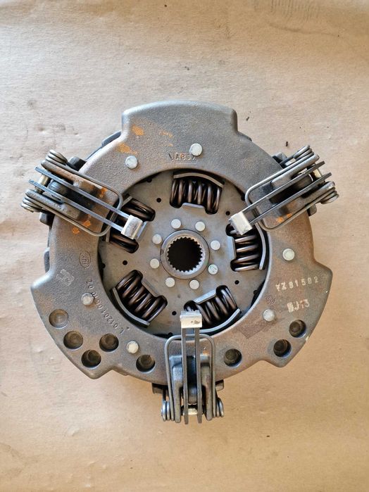 Муфта щеплення ВОМ трактора John Deer оригінал YZ91592