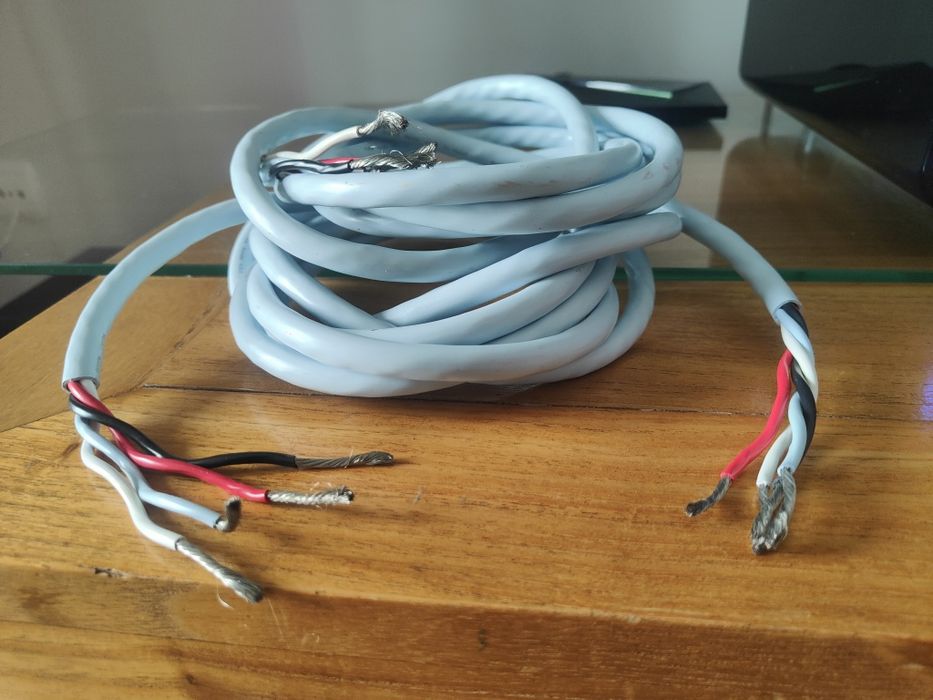 Supra Rondo 4x2.5mm – Cabos de Coluna (2.5m cada)