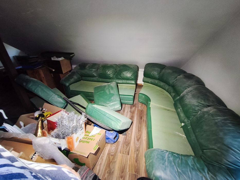 Oddam skórzaną sofę 3x2.5m