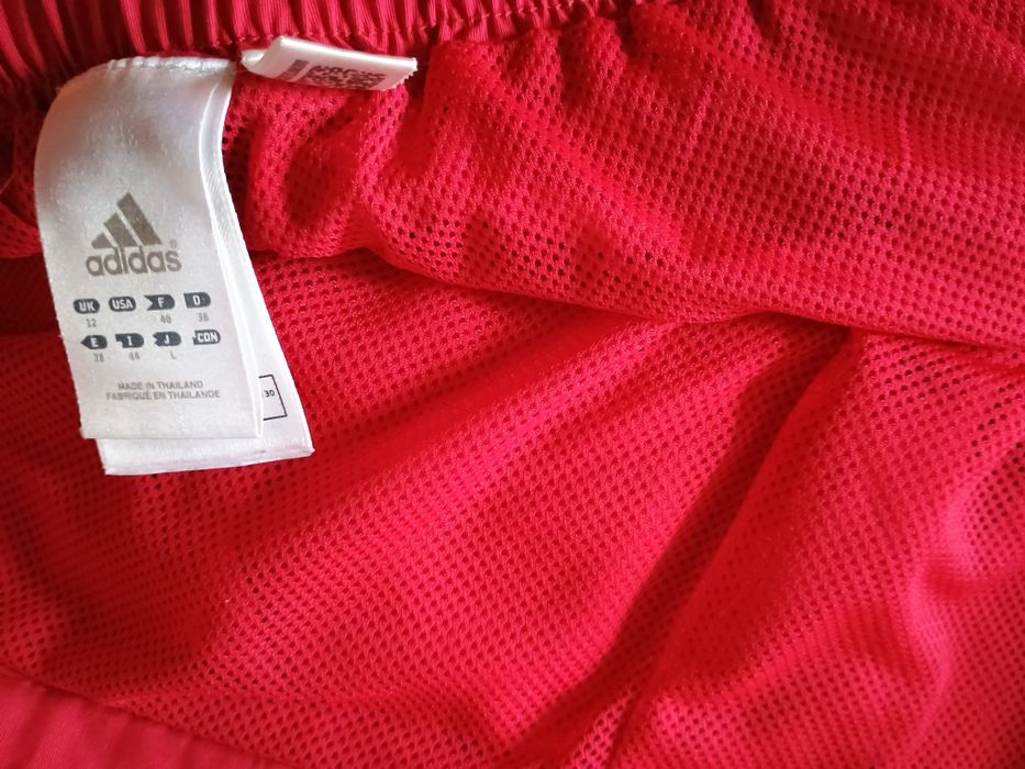Czerwone spodnie lekko ocieplane ADIDAS roz.M