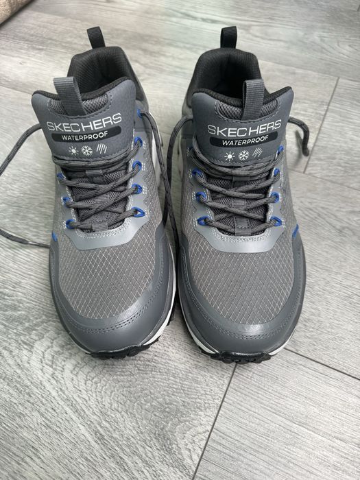 Кросівки Skechers D’Lux Journey Waterproof, оригінал, 41 р.