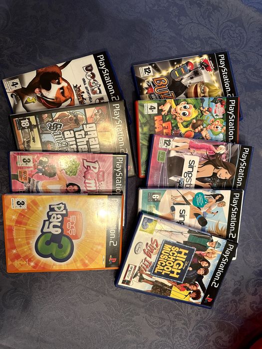 Jogos PlayStation 2 - Singstar+Eye, c/ acessórios, barato!!