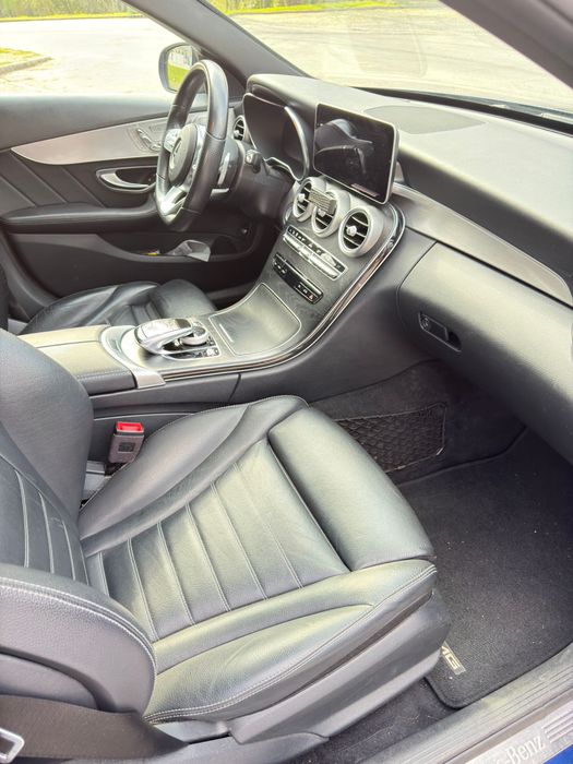 Mercedes Benz C220d AMG - 4 matic 194cv