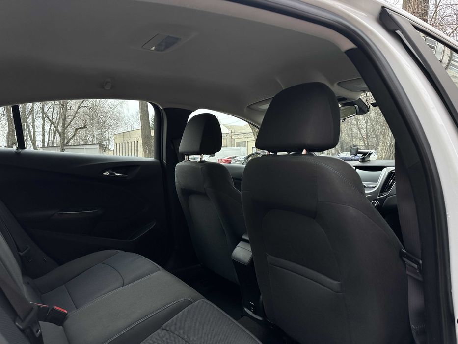 Продам Chevrolet Cruze 2017 года выпуска.
