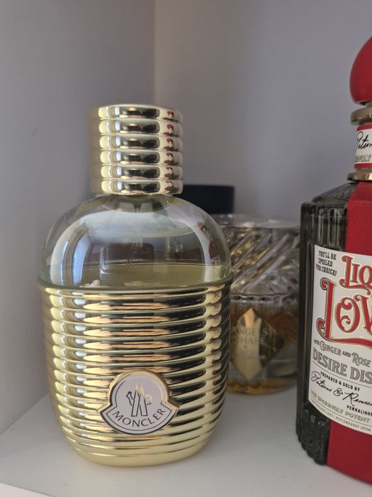 Парфумована вода Moncler sunrise pour femme
Парфумована вода Moncler S