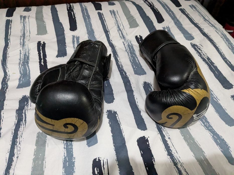 боксерські рукавички