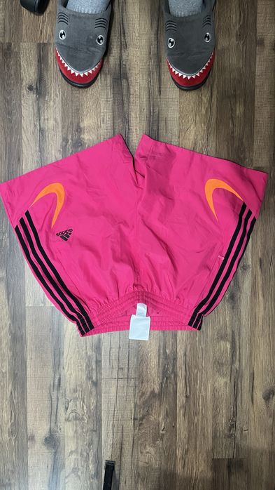 Спортивні шорти Adidas