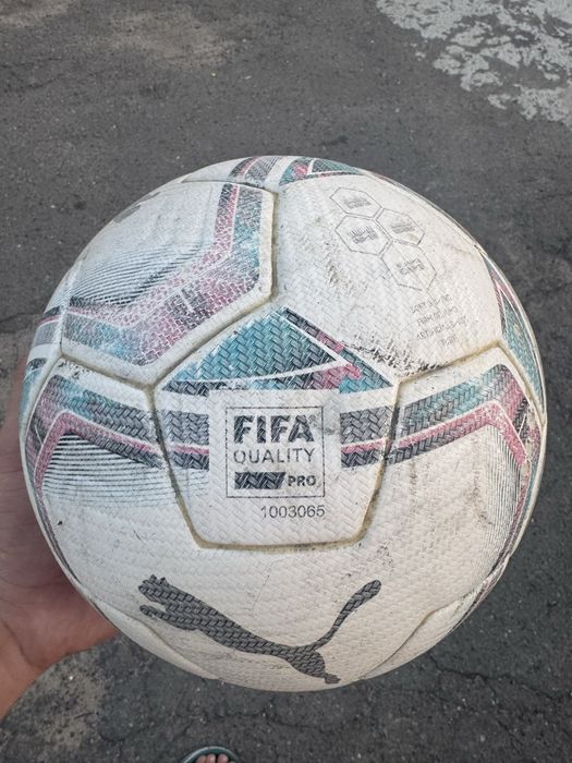 Мʼяч професійний Puma Team Final 21.1 (Fifa Quality Pro Ball)