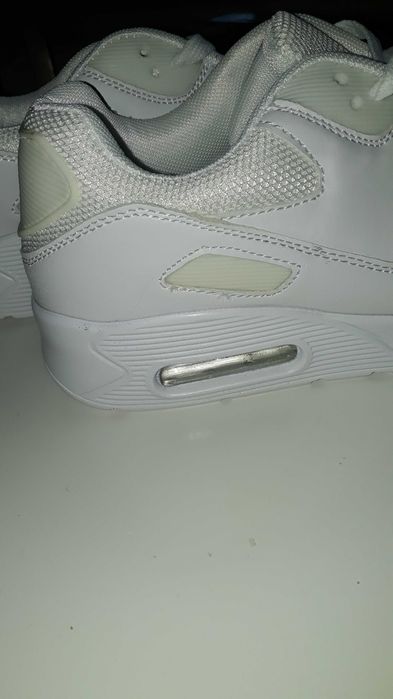 Buty sportowe,snikersy Białe rozm.38