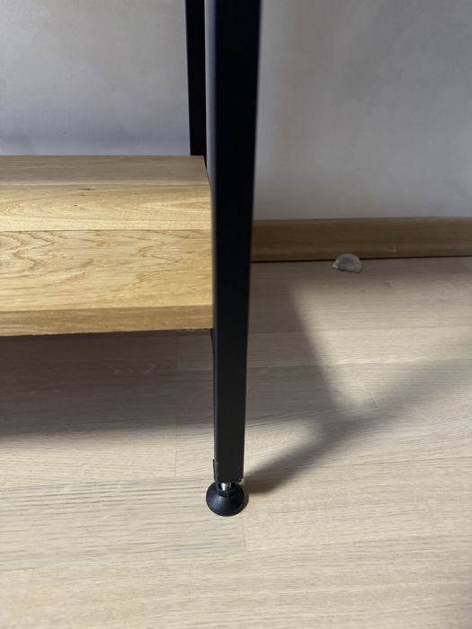 Стелаж деревʼяний