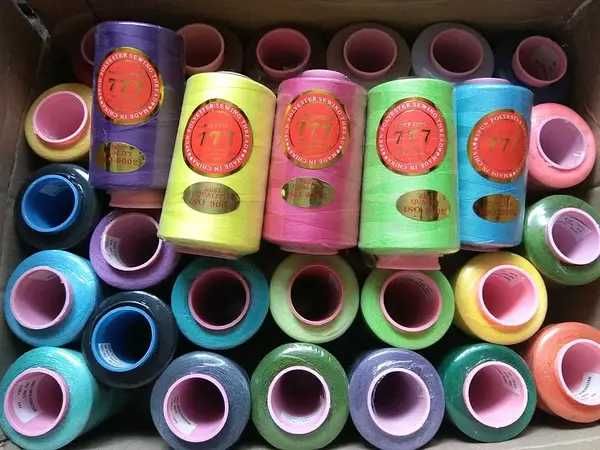 Нитки "777" (40/2)