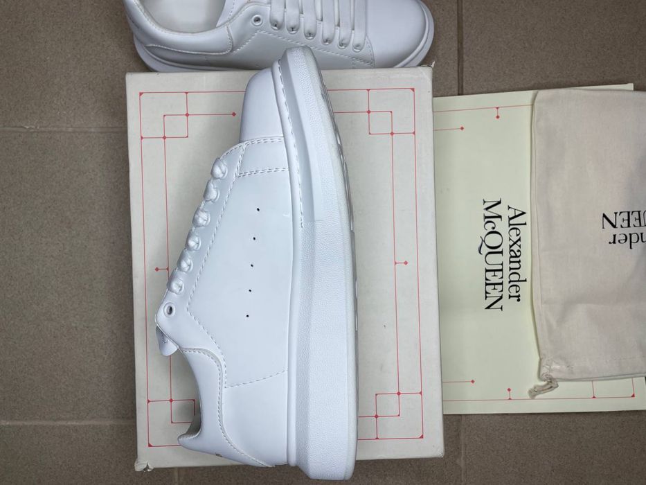 Alexander McQUEEN