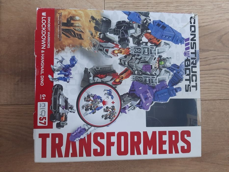 Zestaw Transformers - dinozaur staje się pancerzem
