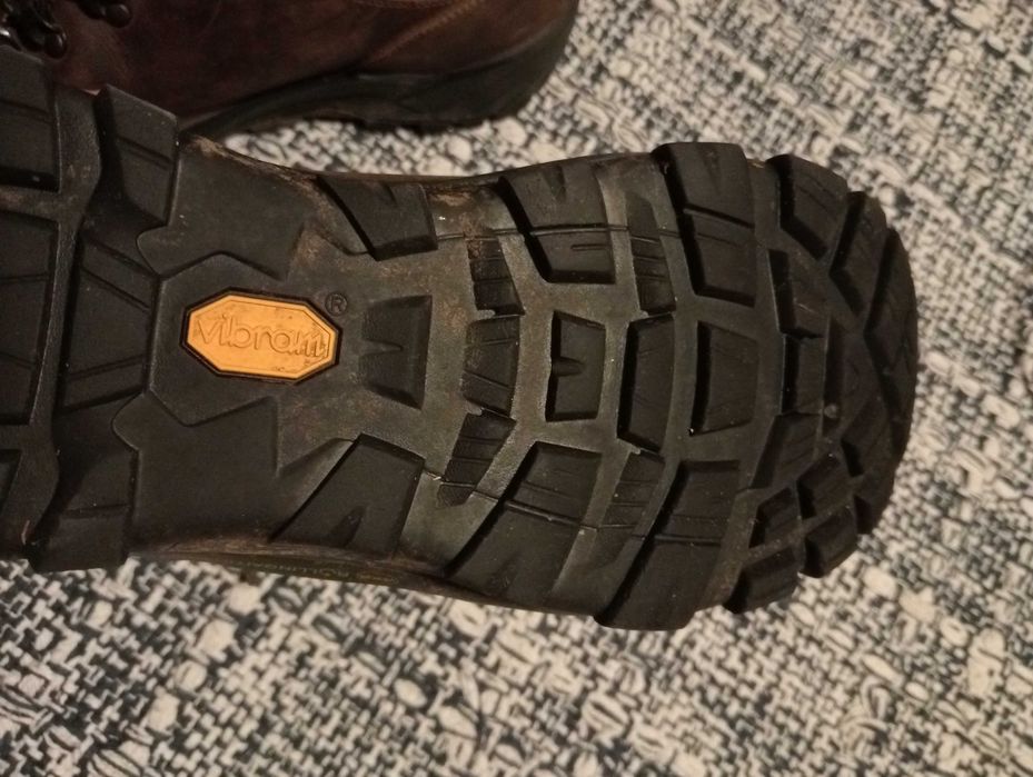 Botas de caminhada Hi-tech Altitude Pro RGS WP, tamanho 43, sola Vibram, excelente estado