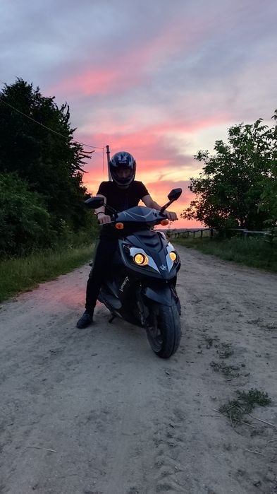 Продам або обміняю Honda dio af62  Viper matrix 150