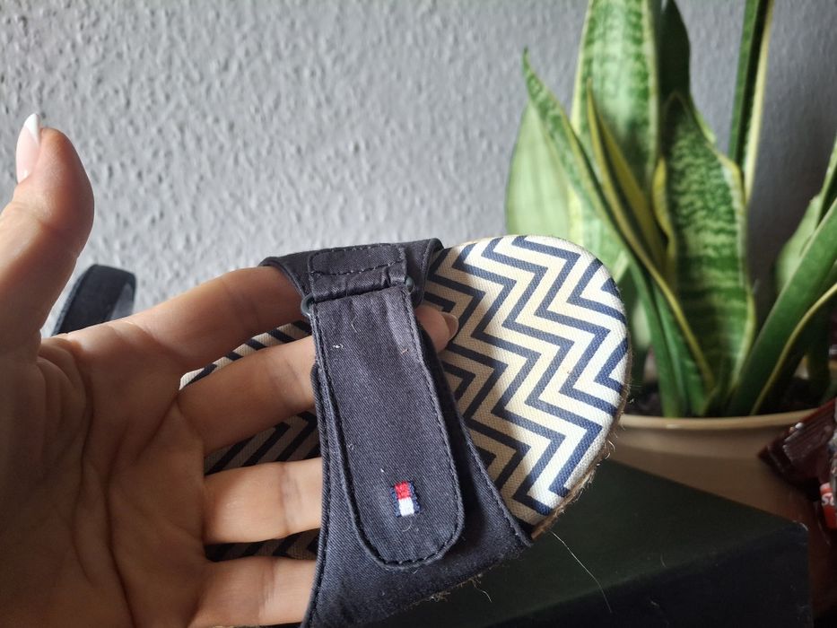 Tommy Hilfiger  sandałki espadryle 39