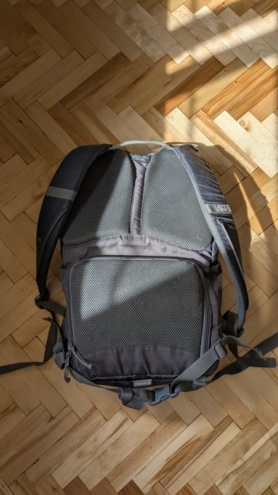 Наплічник для фото обладнання lowepro 80 л. Вживаний