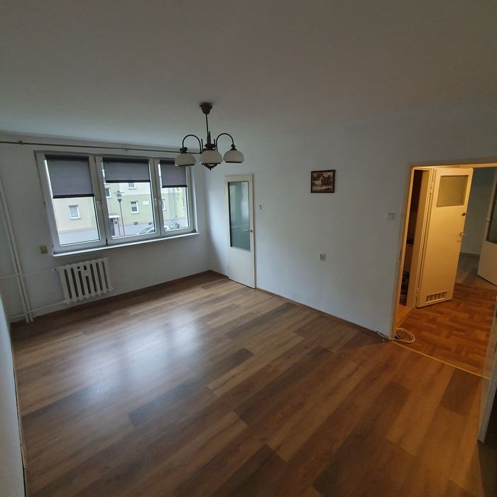 Dwa pokoje piwnica blisko dworca