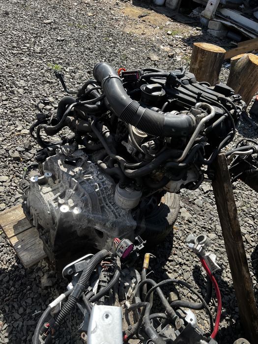 Двигатель 1.6 BGU двигун 1.6 MPI автошрот