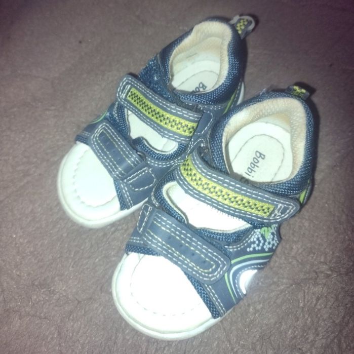 Кроссовки на мальчика