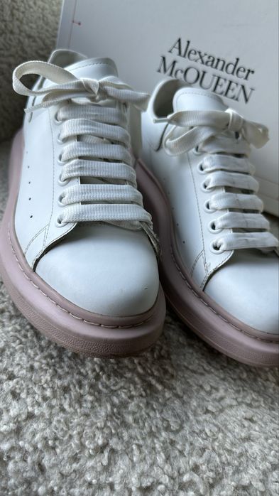 Alexander McQueen sneakersy