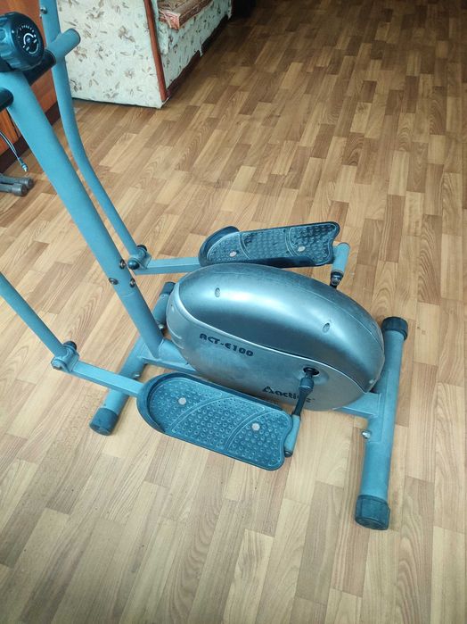 Орбитрек (Эллиптический тренажер) "Active-Act-E100"