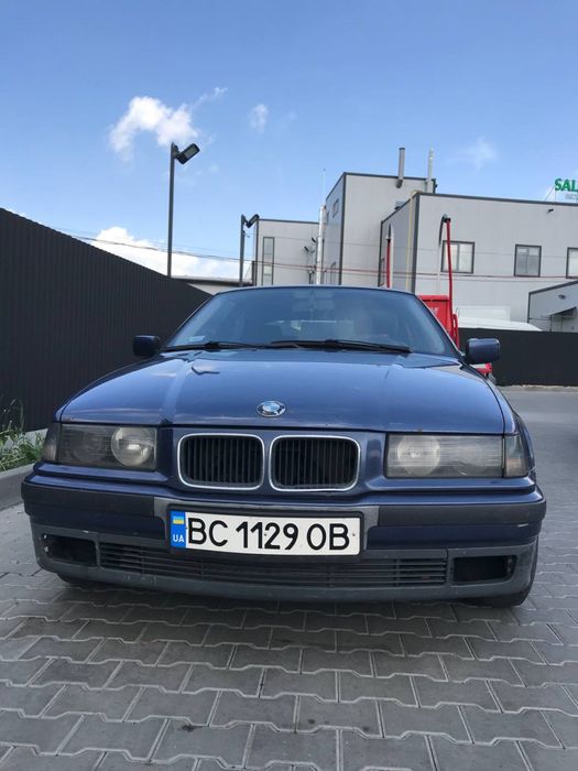 BMW 3 1995 року