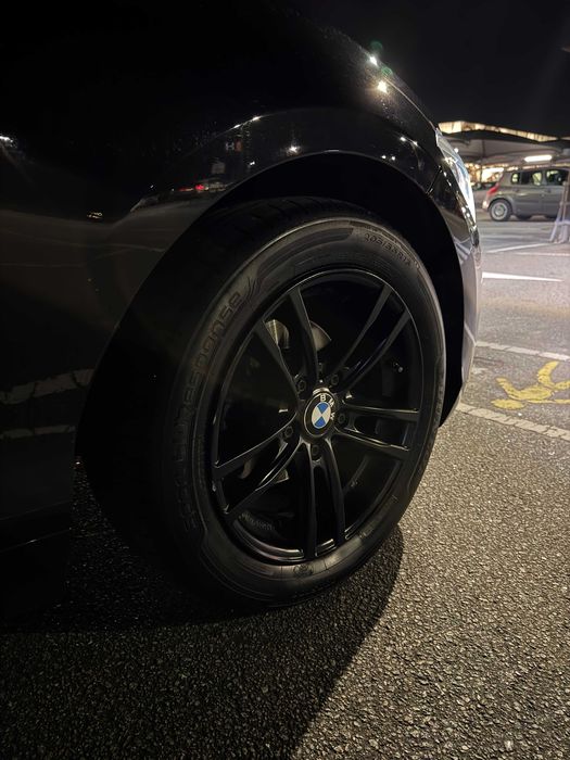 BMW 116d 2014 – Teto Abrir – Bancos Aquecidos – GPS – Revisão Feita